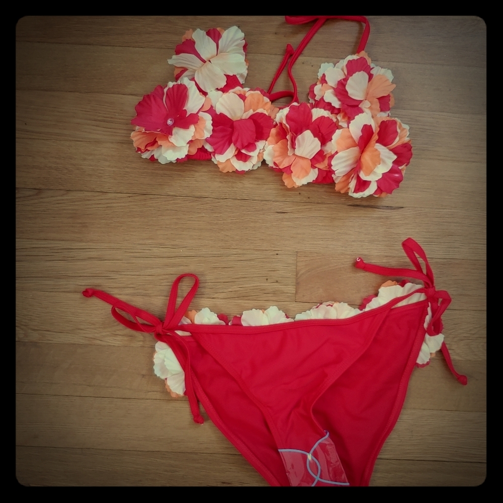 Asos Premium 3D Flower Bikini 👙